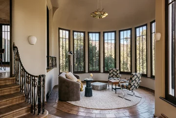 Zabytkowy zamek w... Hollywood, projekt A.F. Leicht TopTen, zamek w Hollywood