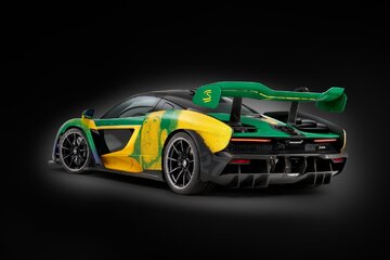 McLaren w&nbsp;hołdzie Sennie