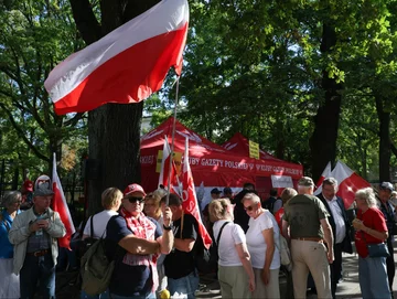 Miasteczko namiotowe przed Trybunałem Konstytucyjnym 