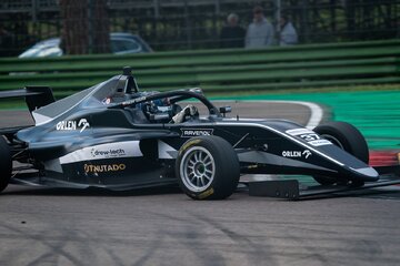 Inauguracyjny wyścig włoskiej Formuły 4&nbsp;na&nbsp;torze Imola