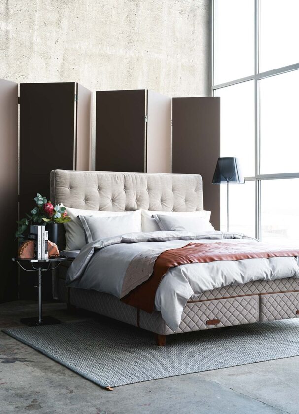 Łóżka, materace oraz inne meble z oferty marki Duxiana 