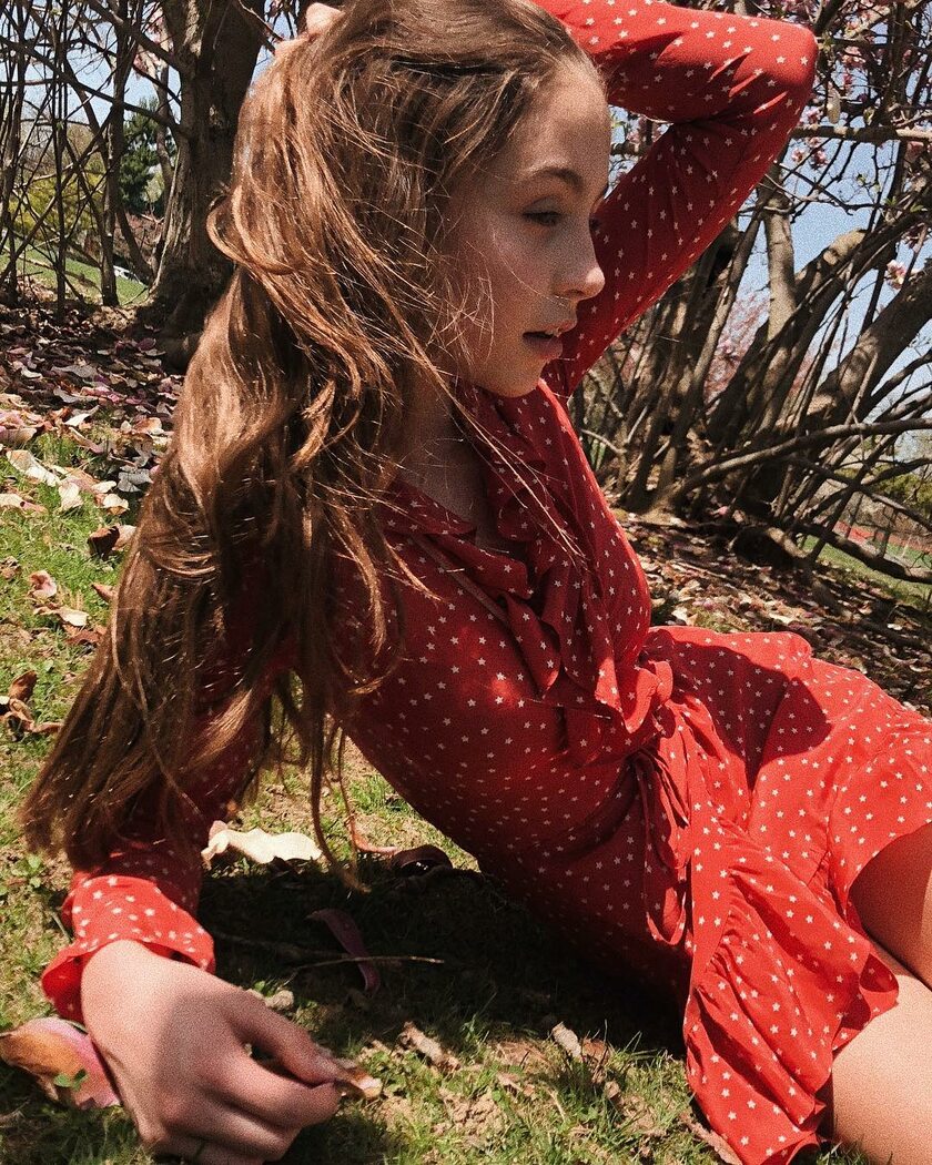 Carys Zeta Douglas galeria, zdjęcie 12