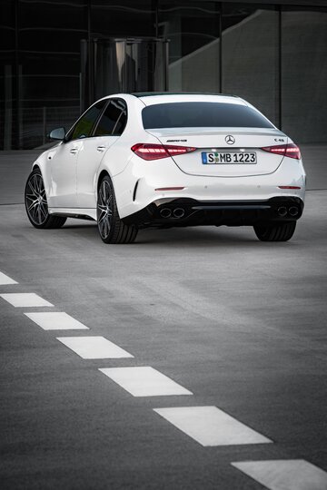 Nowy Mercedes-AMG C 43 4MATIC Limuzyna i Kombi