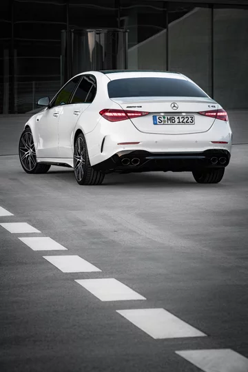 Nowy Mercedes-AMG C 43 4MATIC Limuzyna i Kombi 