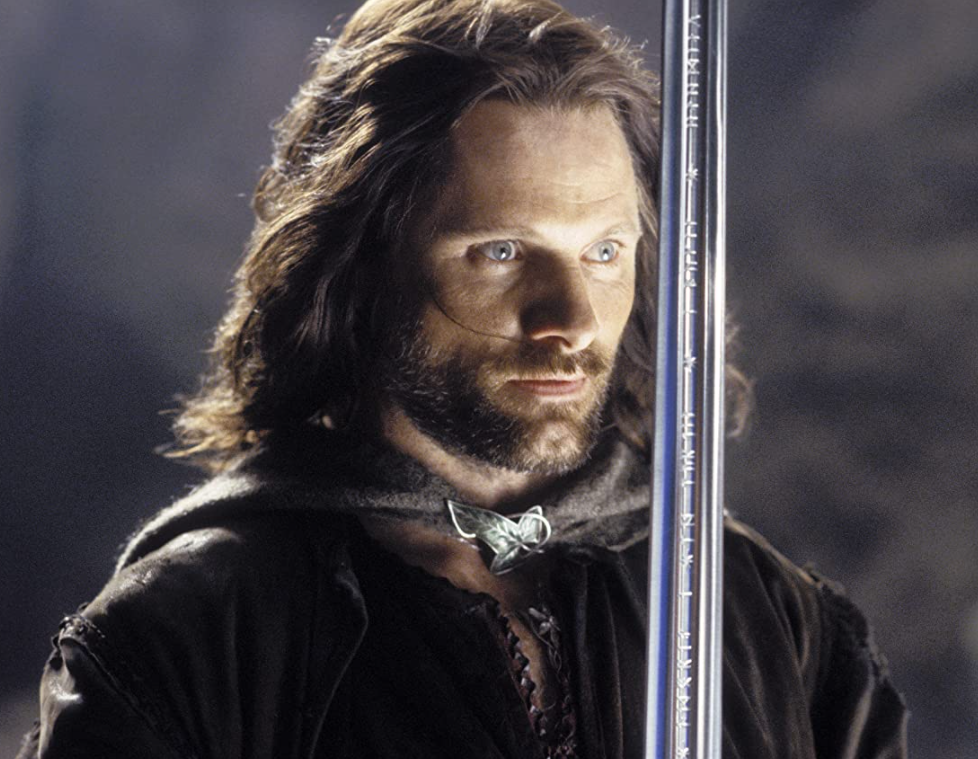 Kogo Aragorn wezwał na pomoc do walki z Sauronem?