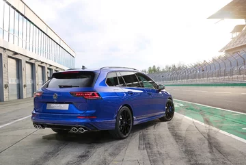 Volkswagen Golf R 