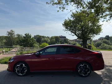 Skoda Superb Sportline 2.0 TSI 265 KM 4x4 Skoda Superb Sportline 2.0 TSI 265 KM 4x4, widok z lewej strony