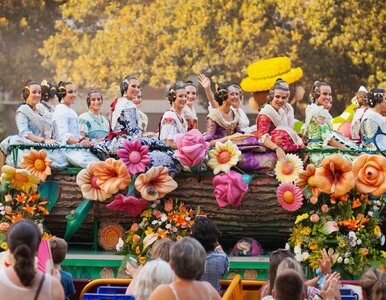 Miniatura: Perełka Hiszpanii utonęła w kwiatach. Tego...