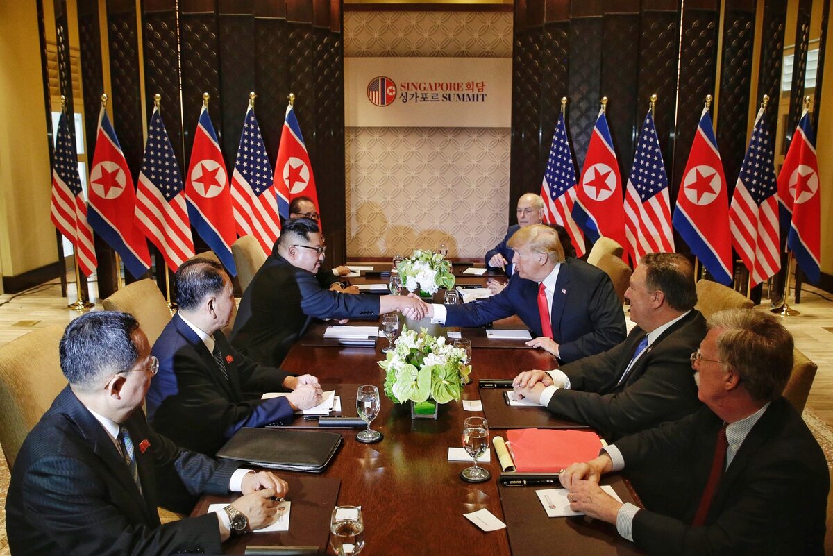 Spotkanie Donalda Trumpa z Kim Dzong Unem 