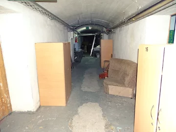 Wnętrza komisariatu policji 