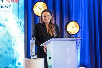 Hanna Gil, Head of&nbsp;Biosimilar Oncology&Hospital Viatris z&nbsp;nagrodą Ambasador Poprawy Jakości Życia Pacjent&oacute;w dla&nbsp;firmy Viatris