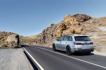 Nowe Audi Q7 TFSI e quattro 