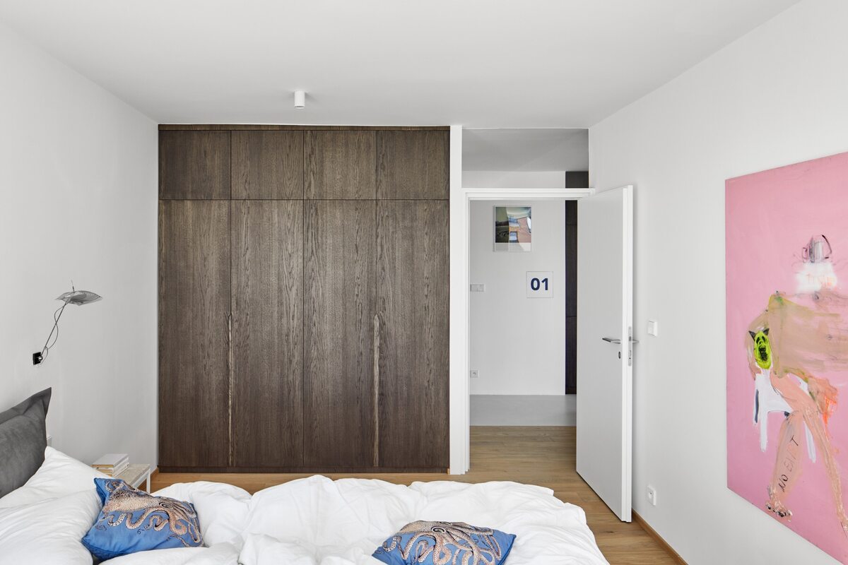 Mieszkanie w bloku, projekt wnętrz Plus One Architects Linka, Plus One Architects, mieszkanie w bloku