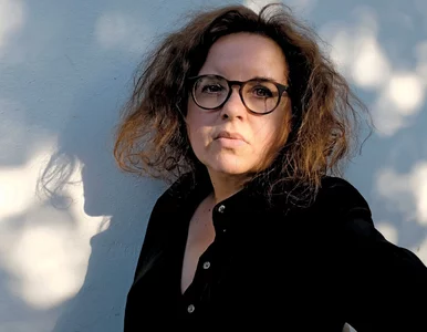 Miniatura: „Duża kobieta kontra malutki mężczyzna”....