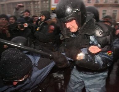 Miniatura: Moskwa: OMON brutalnie rozpędził opozycję