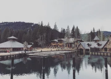 Dom Ojca Chrzestnego, posiadłość Fleur Du Lac 