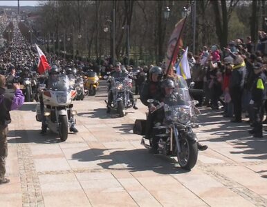 Miniatura: Tysiące motocyklistów na Jasnej Górze....