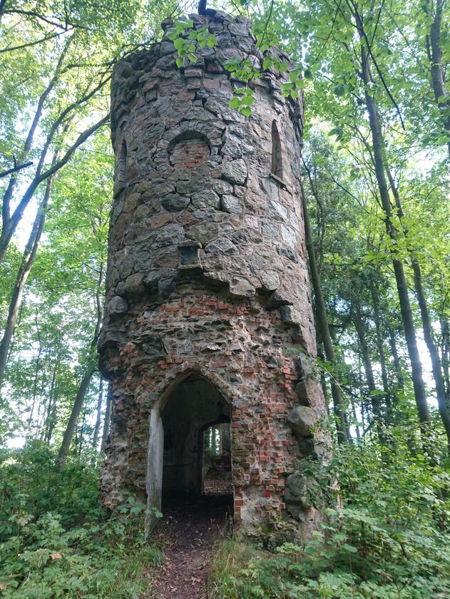 Wieża Bismarcka w Srokowie Wieża Bismarcka w Srokowie