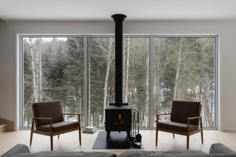 Zimowy dom na rodzinne ferie, projekt Atelier L'Abri