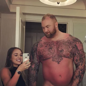 Thor Björnsson i Kelsey Henson 