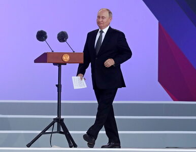 Miniatura: Mimo porażek, Władimir Putin wychwala...