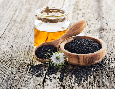 Olej z czarnuszki – korzyści zdrowotne, których nie znałeś