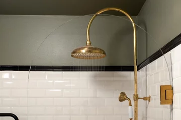 Eklektyczne wnętrza w duchu retro w domu fińskiej florystki Eklektyczne wnętrza w duchu retro