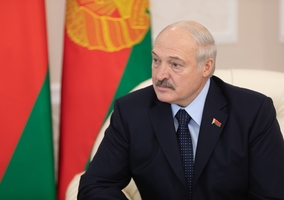 Granica Polska-Białoruś. Tak Aleksandr Łukaszenka zarabia na przerzucie...