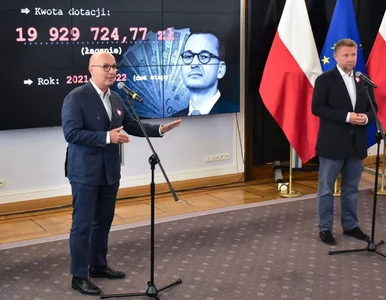 Miniatura: Niespodziewane odejście z rządu. „Nowe...