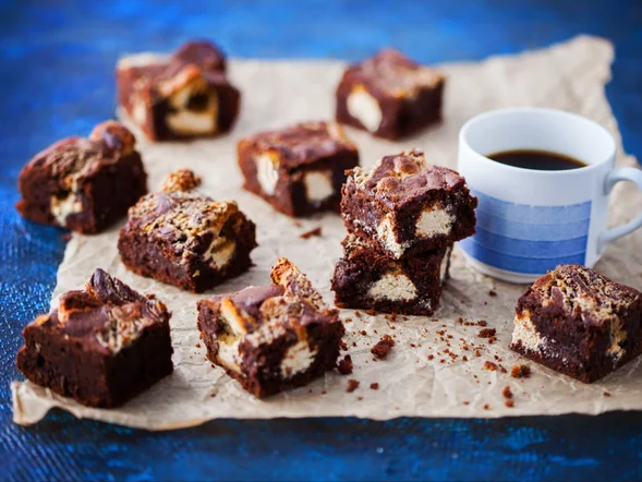 Miniatura: Do brownie nie dodaję orzechów. Kruszę tę...