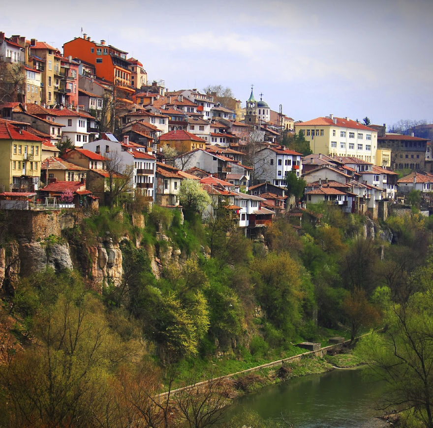 Veliko Tarnovo, Bułgaria boredpanda.com