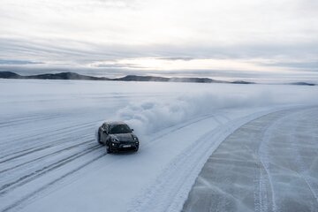 Nowy Porsche Macan podczas test&oacute;w