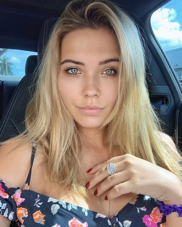 Sandra Kubicka 