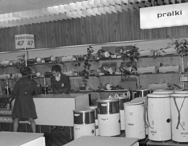 Miniatura: QUIZ. W PRL stały w każdym mieszkaniu....