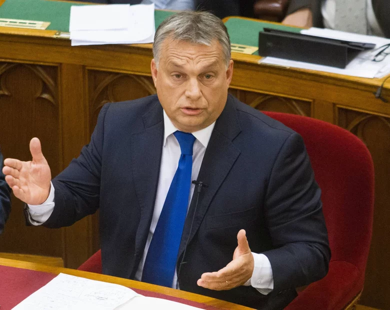 Miniatura: Konstytucyjny sprzeciw wobec przyjmowania...