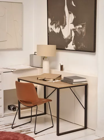 Kolecja A view of Hedonism Kave Home zaprezentowana w domu barcelońskiego fotografa i restauratora Leopoldo Pomésa 