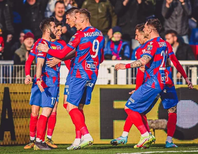 Miniatura: Raków Częstochowa zdominował Legię...