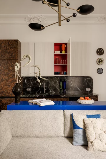 Małe mieszkanie w łódzkiej kamienicy, projekt  Piotr Łucyan 