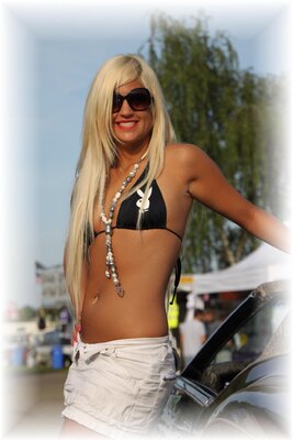 Miniatura: Dla sławy i urody wszystko. Usunęła cztery...