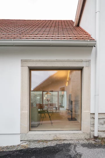 Nowoczesne mieszkanie w starym domu, projekt Atelier 111 Linka, Atelier 111