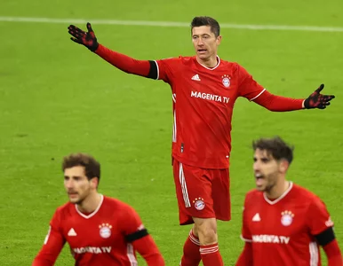 Miniatura: Lewandowski? „Koszulka na straganie...