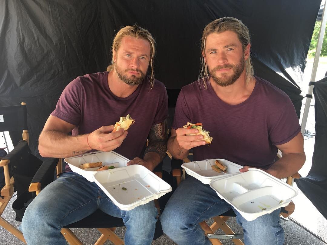 Chris Hemsworth (Thor) i jego dubler Bobby Holland 