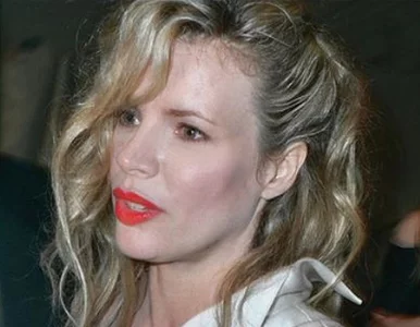 Miniatura: Kim Basinger: chrońmy psy przed...