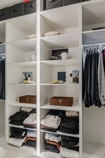 Dom słynnych influencerów: nowoczesne wnętrza pełne komfortu, elegancji i technologii 