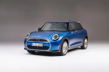 Nowe 5-drzwiowe Mini Cooper 