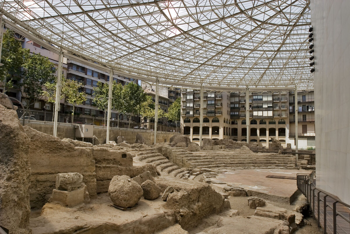Ruiny teatru rzymskiego w Saragossie 