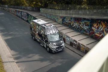 Streetartowy Fiat Ducato 