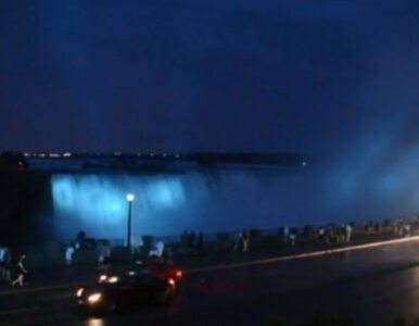 Miniatura: Wodospad Niagara pozdrowił Royal Baby