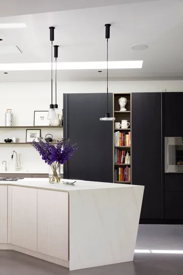 Minimalistyczne wnętrza z retro akcentami, projekt XUL Architecture downloadfor.press. xul