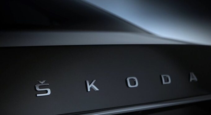 Skoda Superb (teaser)